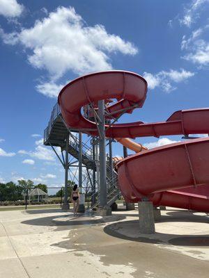 Large slides, red is open all the way and orange has a tunnel