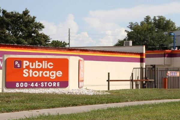 Public Storage