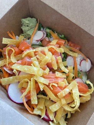 Salmon poke bowl with veggies and tempura strips