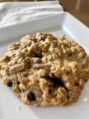 Oatmeal Raisin Cookie