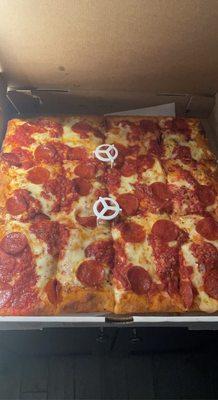 Sicilian Cheese Pizza w/ Pepperoni