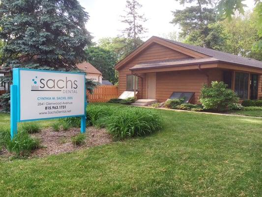 Sachs Dental in Rockford, IL