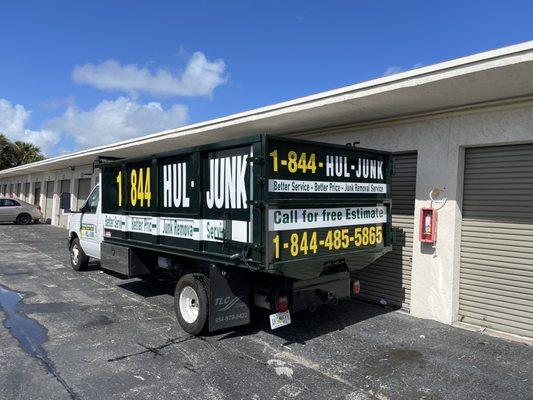 lettering truck