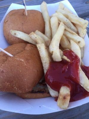 Buffalo chicken sliders at Grace Estate Winery