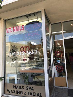 Come in and get your nails done with love for love for Valentine's day!