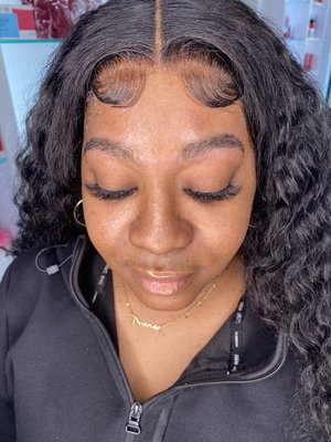 Hybrid Volume Lash Extensions