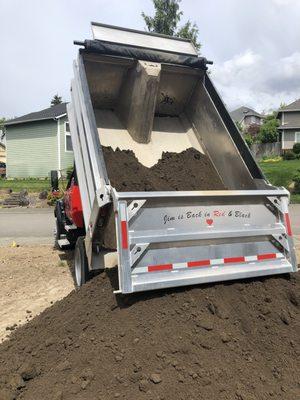 Dumping 3-way Topsoil