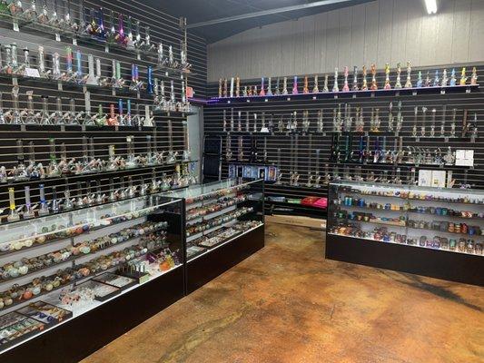 Glass pipes, water pipes, grinders, trays.