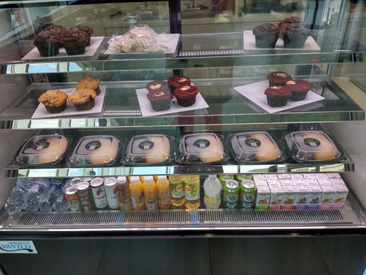 Dessert case