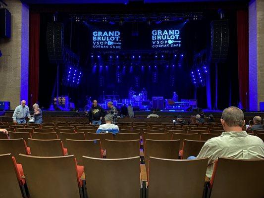 Linda Ronstadt Music Hall prior to Joe Bonamassa show 11-19-22