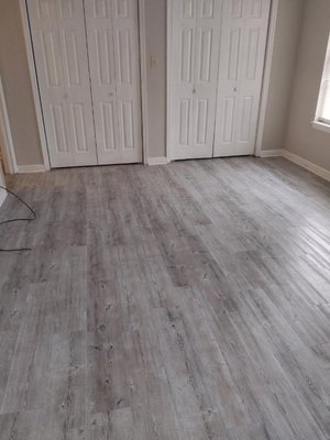 Flooring install