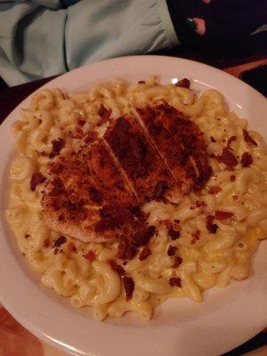 Chicken and bacon Mac and cheese