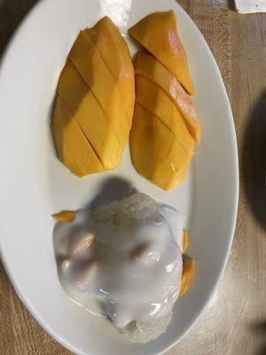 Sticky rice with fresh mango!! So good!!!