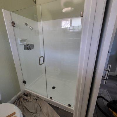 Door & Inline panel for a 3/8 " Frameless unit within a bathroom