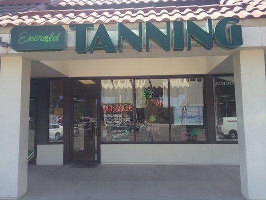 Emerald Tanning & Nail Salon