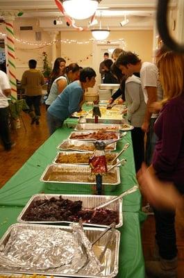 HPP Holiday Party 2008 - the food line after the first wave