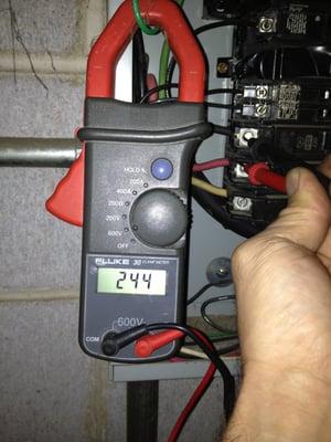 Voltage meter reading