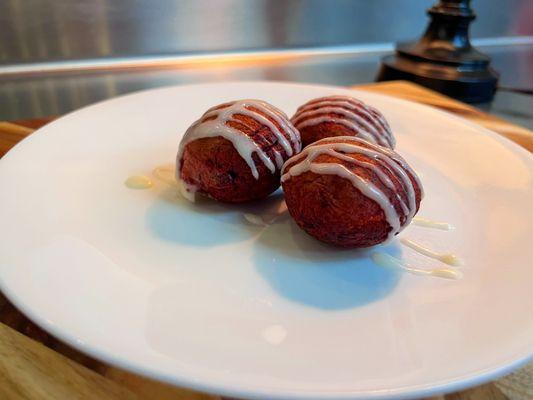 Red Velvet Æbleskivers with cream cheese filling and frosting