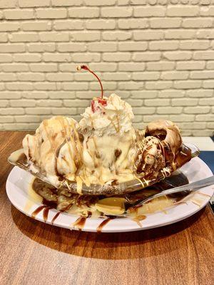 Conner's Banana Split