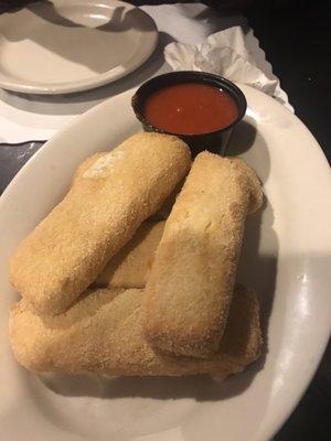 Fried cheese aka *mozzarella sticks on steroids*