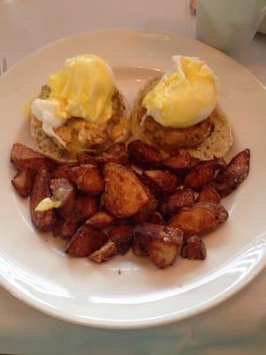 Crab cake egg Benedict