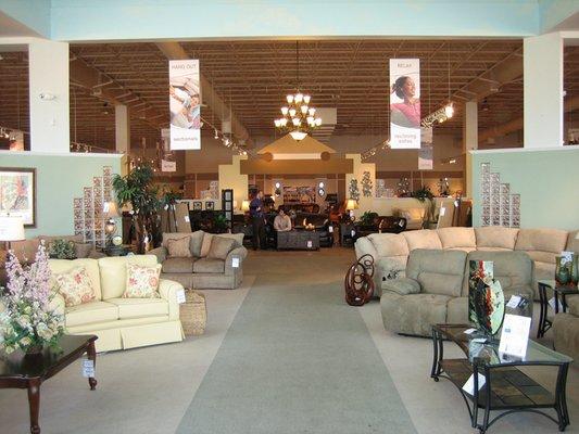 Lapeer Furniture & Mattress Center