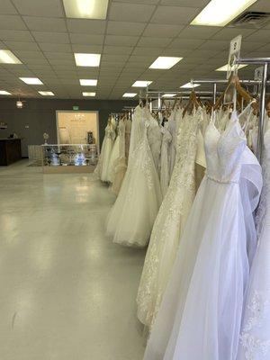 Bridal Boutique & Tux Shoppe