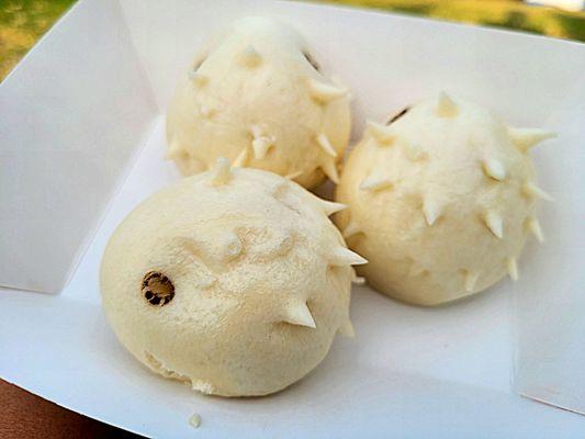 Hedgehog Buns (red bean filling)