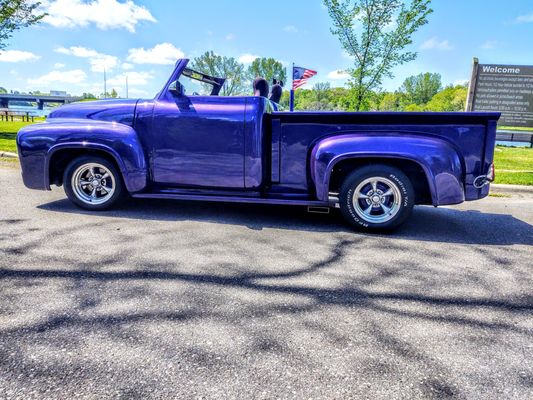 '55 F-100 Roadster Pick-Up