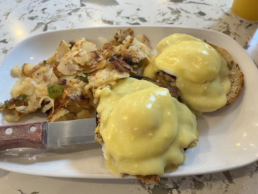 Napa Crab Benedict