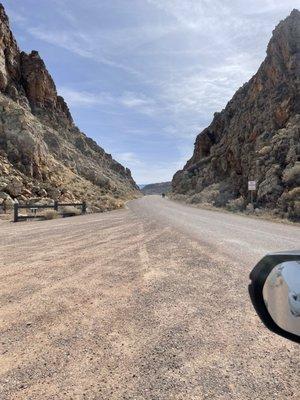 To the left, all along that side are many, many petroglyphs you can walk right up to!