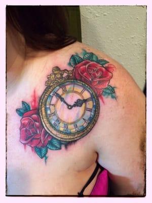 Time piece with roses'