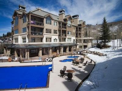 Highlands Lodge, Beaver Creek, CO. Ski in / ski out condominiums, pool, hot tubs, on site check in, ski room and concierge desk