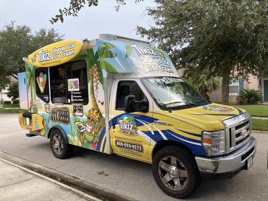 Picking up a Pina Colada and Wild Cherry Shaved Ice 8/9