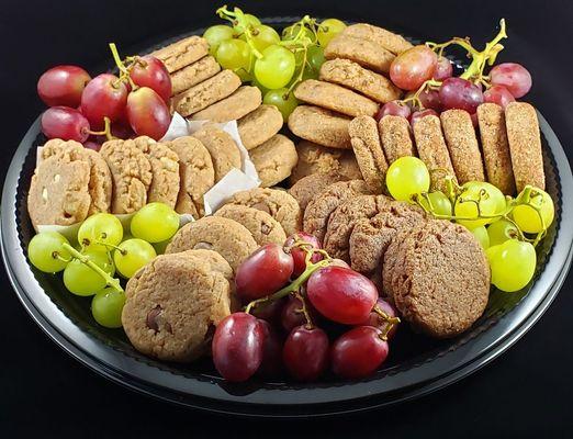 Special order Small "Sample size" cookie platter. 48 hour notice required. Call/teaxt/email for inquiries & ordering.