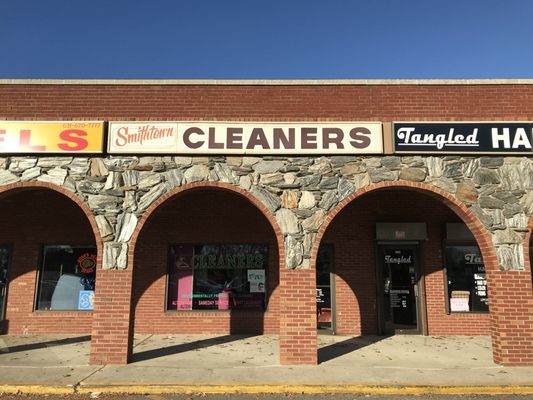 M C Smithtown Cleaners