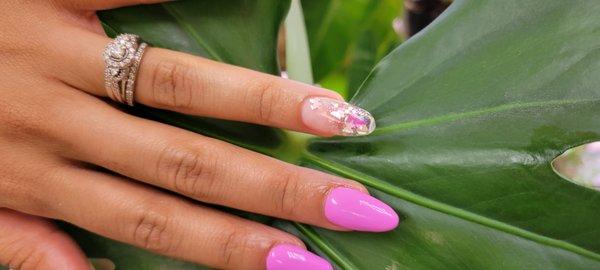 Beautifully encapsulated acrylic nails