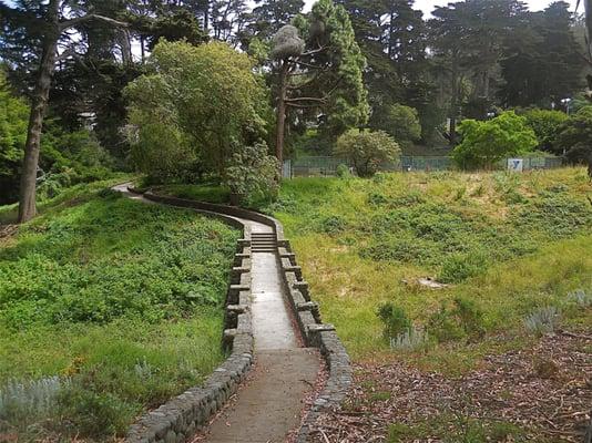 Idyllic path leading to the courts