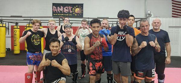 JBMA group photo. Jho Boun martial arts in new lenox