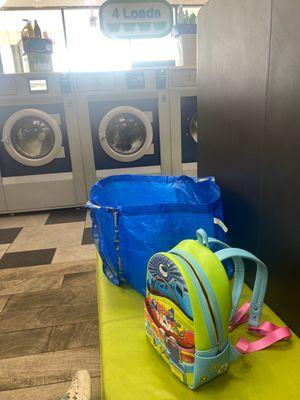 SpinXpress Laundry - Fredericksburg