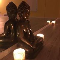 Candlelight yoga