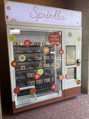 Sprinkles Southlake Town Square ATM