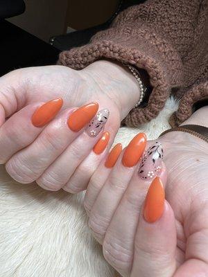 Orange nails