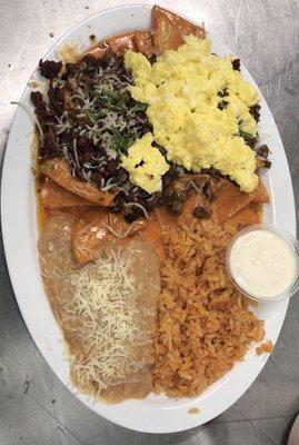 Chilaquiles with Carne Asada