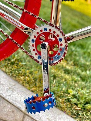 This is picture of my cranks that needed a euro bottom bracket. I wanted to specific color and was glad to hear that Clayton had it.