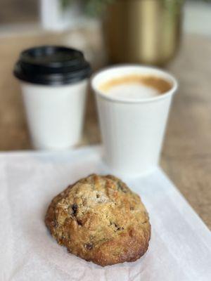 Scone & Cappuccino