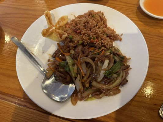 Mongolian Beef Luncheon Special