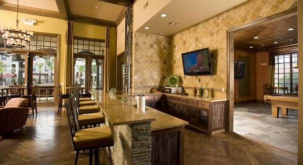 Woodland Hills Luxury Apartment Homes