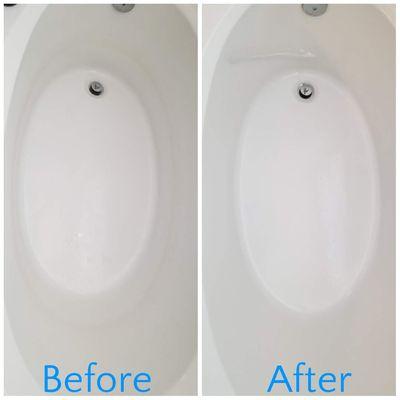 Bathroom tub fresh and clean by Clear Choice Maids