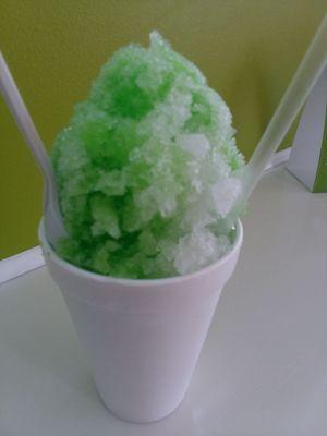 This delicious snoball is the perfect remedy for a hot and humid day. (Small green apple/pina colada snoball)